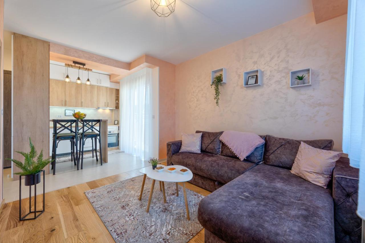 Apartment Stefan In Vila Katalina Lux Ζλάτιμπορ Εξωτερικό φωτογραφία