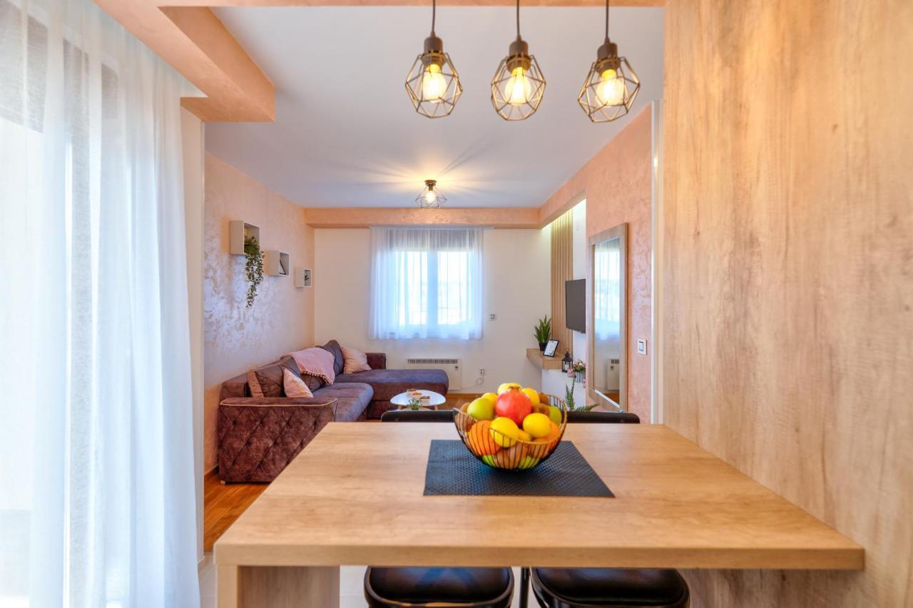 Apartment Stefan In Vila Katalina Lux Ζλάτιμπορ Εξωτερικό φωτογραφία