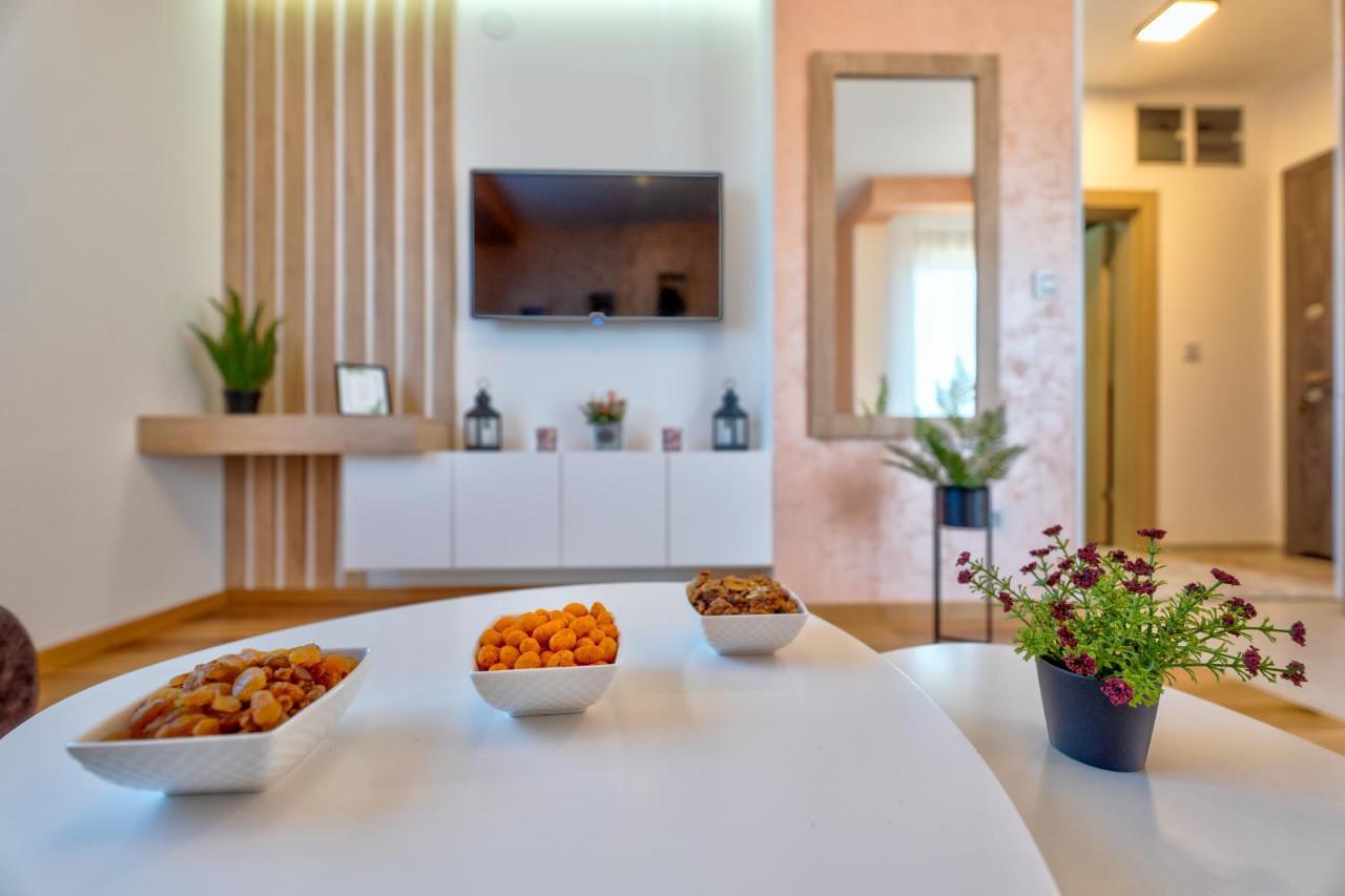 Apartment Stefan In Vila Katalina Lux Ζλάτιμπορ Εξωτερικό φωτογραφία